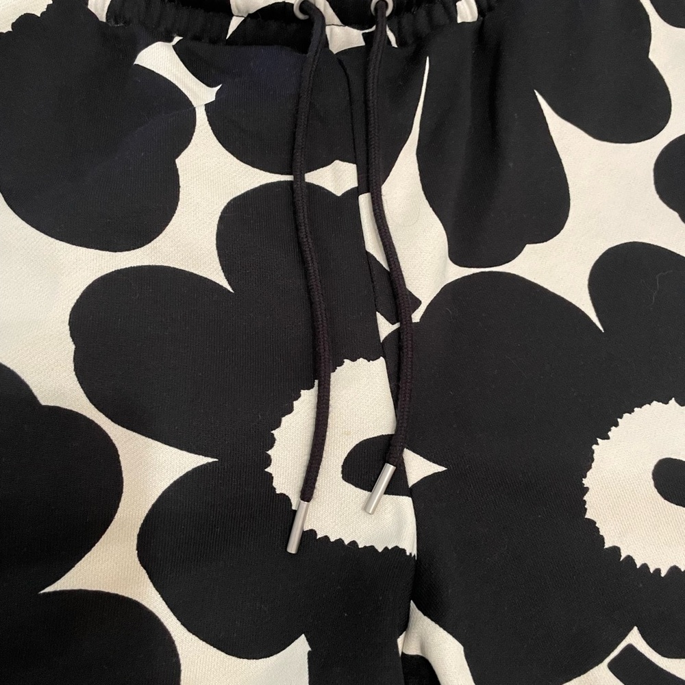 Marimekko Anthropologie varret Pieni unikko 2 French terry Wide Leg sweatpants L - Picture 5 of 10